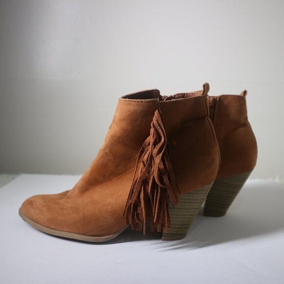 Qupid Fringe Ankle Booties - Picture 3 of 8